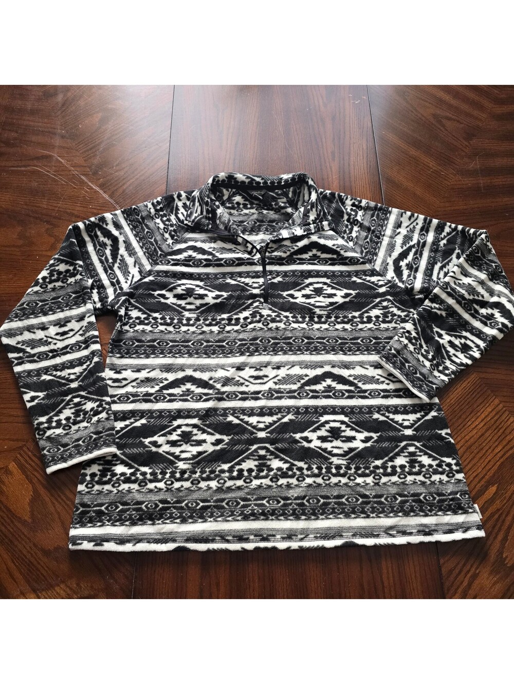 Eddie Bauer black and white fleece pullover womens XXL warm cabin energy